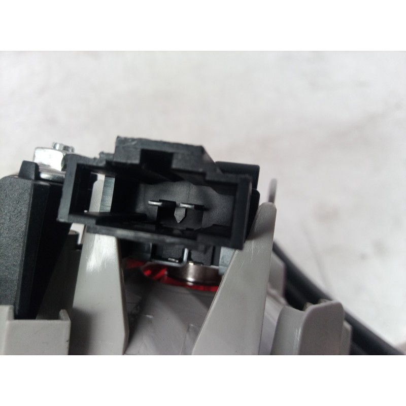 Recambio de piloto trasero izquierdo interior para audi a4 berlina (8e) 2.0 tdi 16v (103kw) referencia OEM IAM 96503801 96503801