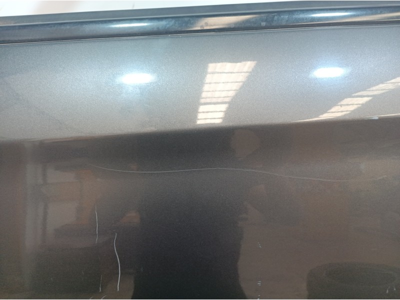 Recambio de puerta delantera izquierda para chrysler grand voyager limited referencia OEM IAM   