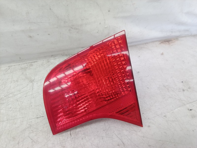 Recambio de piloto trasero derecho interior para audi a4 berlina (8e) 2.0 tdi 16v (103kw) referencia OEM IAM 96503802 96503802 9