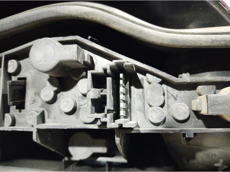 Recambio de piloto trasero izquierdo para renault laguna ii (bg0) authentique referencia OEM IAM 8200002471 8200002471 820000247