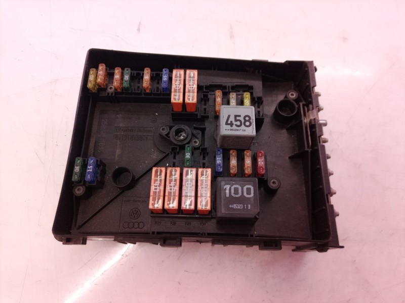 Recambio de caja reles / fusibles para volkswagen golf v berlina (1k1) conceptline (e) referencia OEM IAM 017181301 017181301 01