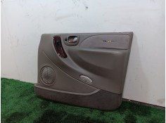 Recambio de guarnecido puerta delantera derecha para chrysler grand voyager limited referencia OEM IAM  XW321L5AA XW321L5 2