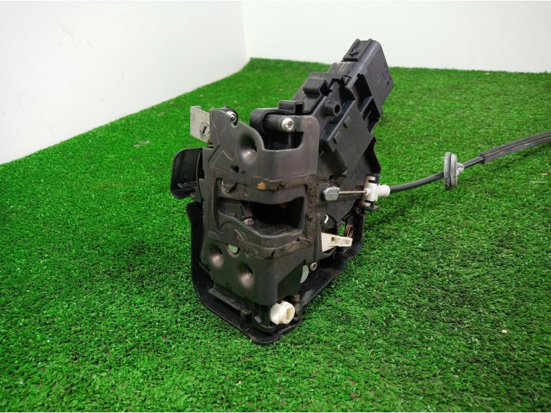 Recambio de cerradura puerta trasera derecha para ford focus berlina (cak) referencia OEM IAM 4M5AR26412BB 4M5AR26412BB 4M5AR264