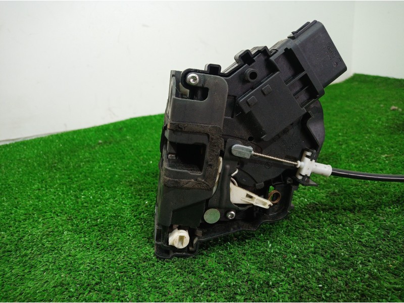 Recambio de cerradura puerta trasera derecha para ford focus berlina (cak) referencia OEM IAM 4M5AR26412BB 4M5AR26412BB 4M5AR264