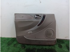 Recambio de guarnecido puerta delantera izquierda para chrysler grand voyager limited referencia OEM IAM  XW331L5AA XW331L5AA