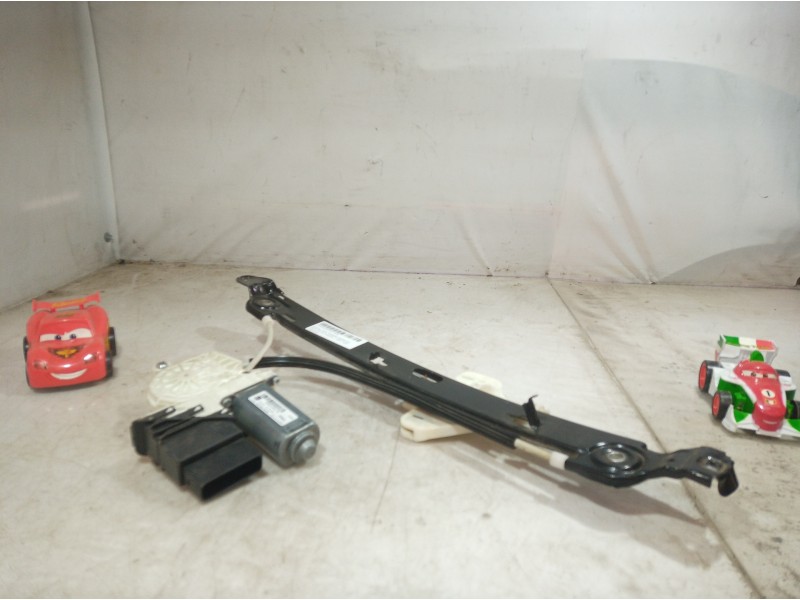 Recambio de elevalunas trasero derecho para seat altea (5p1) reference referencia OEM IAM 1K0959704M 1K0959704M 1K0959704