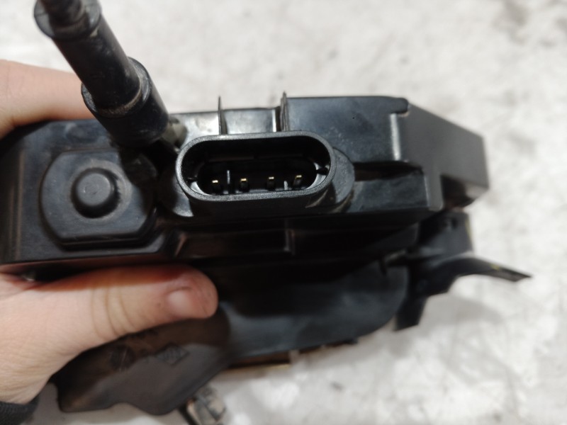 Recambio de cerradura puerta delantera izquierda para renault scenic ii grand exception referencia OEM IAM   