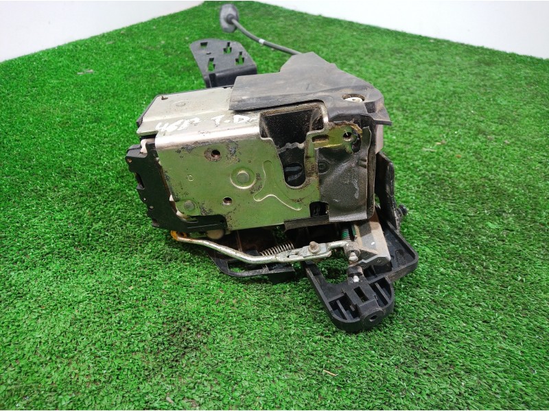 Recambio de cerradura puerta trasera derecha para ford fiesta (cbk) referencia OEM IAM 2S61A264A26BN 2S61A264A26BN 2S61A264A26BN