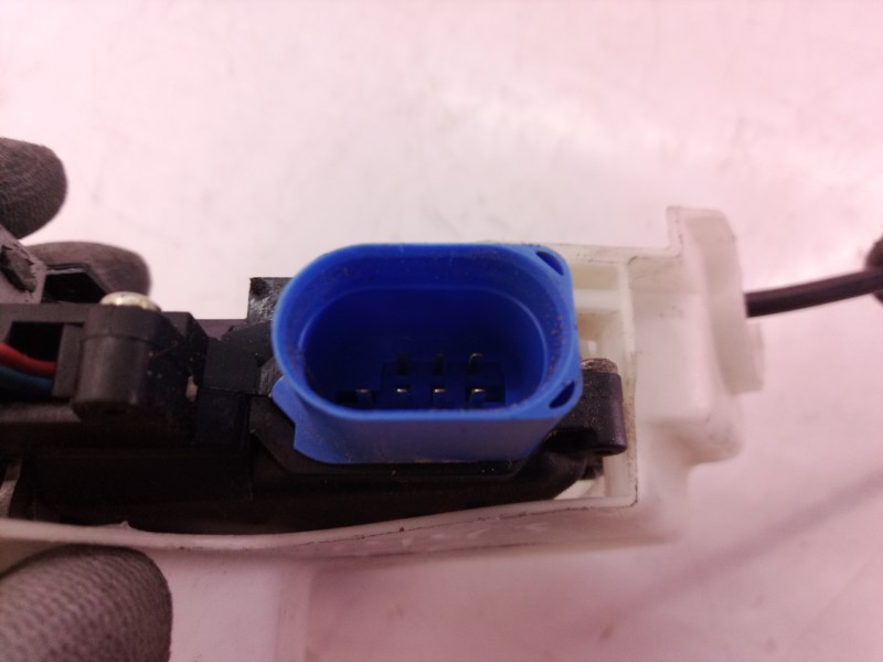 Recambio de cerradura puerta trasera izquierda para volkswagen golf v berlina (1k1) conceptline (e) referencia OEM IAM   