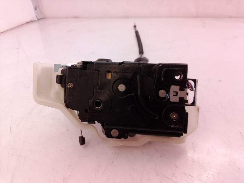 Recambio de cerradura puerta trasera izquierda para volkswagen golf v berlina (1k1) conceptline (e) referencia OEM IAM   