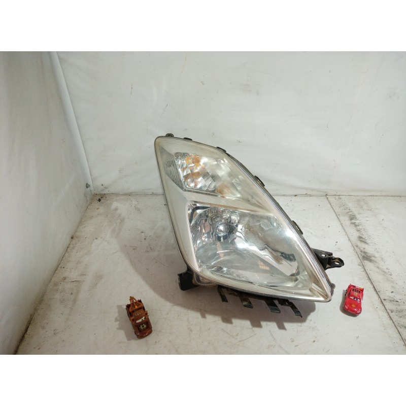 Recambio de faro derecho para toyota prius (nhw20) basis referencia OEM IAM 8113047090 8113047090 8113047090