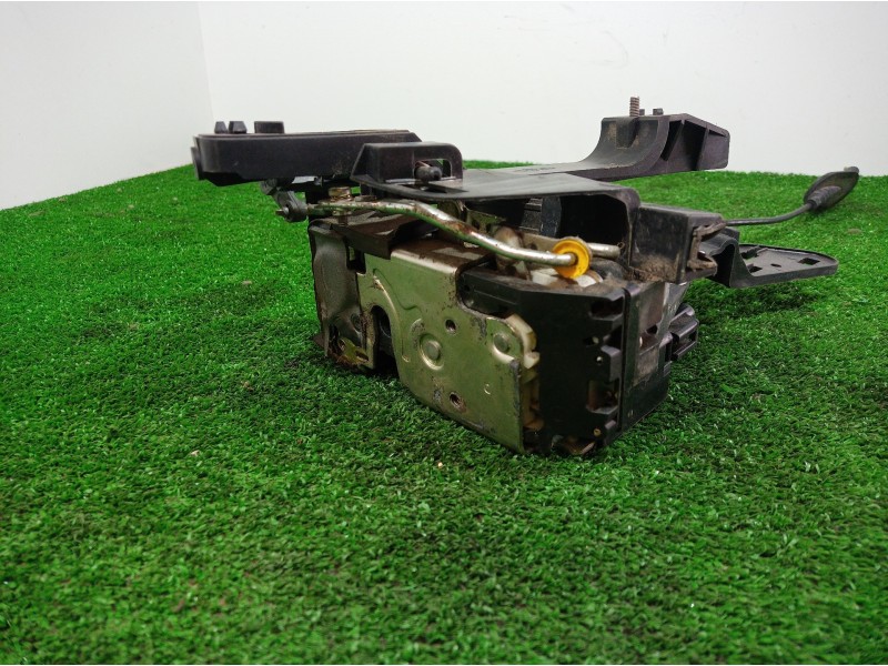 Recambio de cerradura puerta trasera derecha para ford fiesta (cbk) referencia OEM IAM 2S61A264A26BN 2S61A264A26BN 2S61A264A26BN