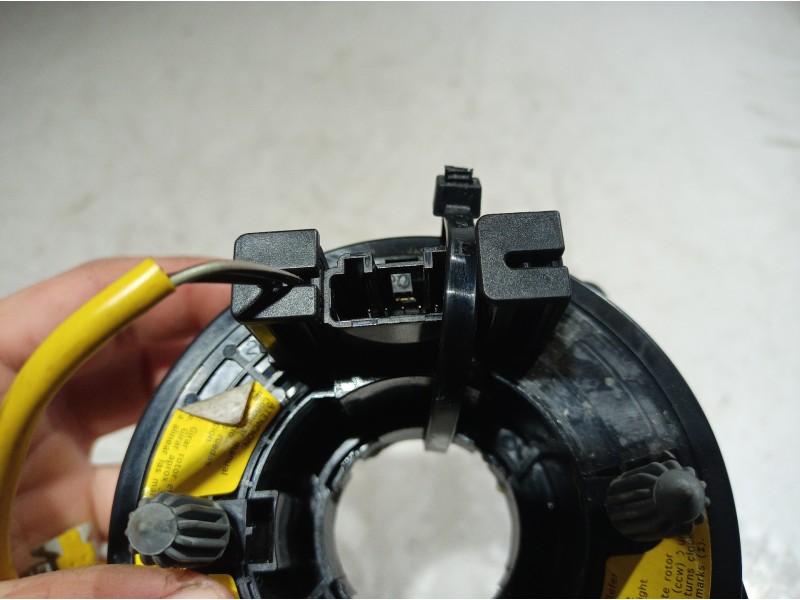 Recambio de anillo airbag para ford focus berlina (cap) titanium referencia OEM IAM 4M5T14A664AB 4M5T14A664AB 4M5T14A664