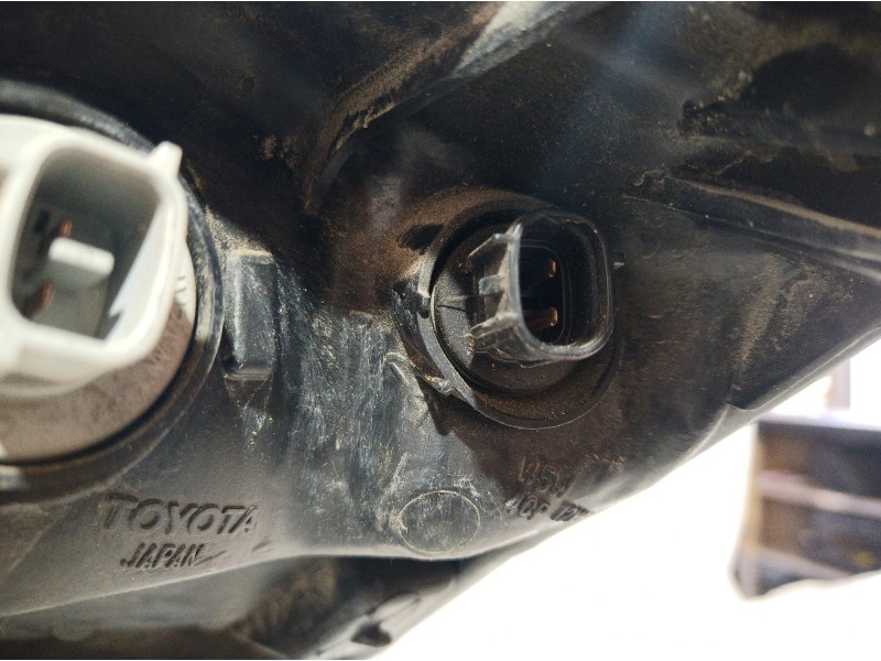 Recambio de faro derecho para toyota prius (nhw20) basis referencia OEM IAM 8113047090 8113047090 8113047090