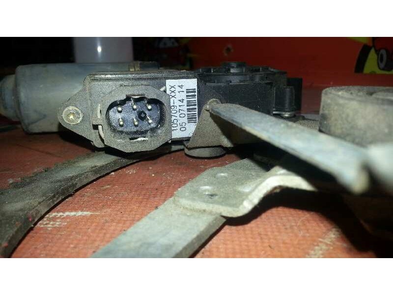 Recambio de elevalunas delantero derecho para opel corsa b referencia OEM IAM   