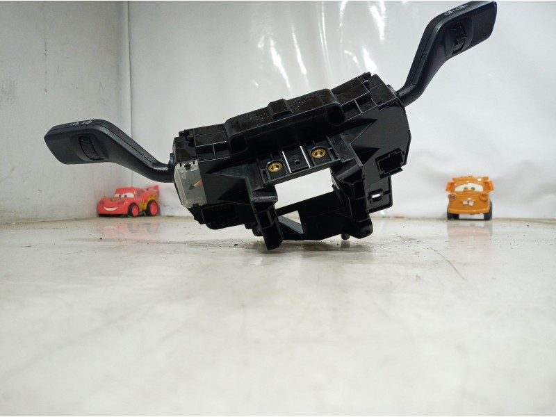 Recambio de mando multifuncion para ford focus berlina (cap) titanium referencia OEM IAM 4M5T13N064HH 4M5T13N064HH 3M5T6475AE