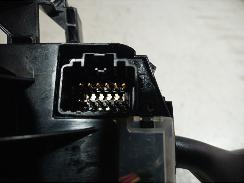 Recambio de mando multifuncion para ford focus berlina (cap) titanium referencia OEM IAM 4M5T13N064HH 4M5T13N064HH 3M5T6475AE