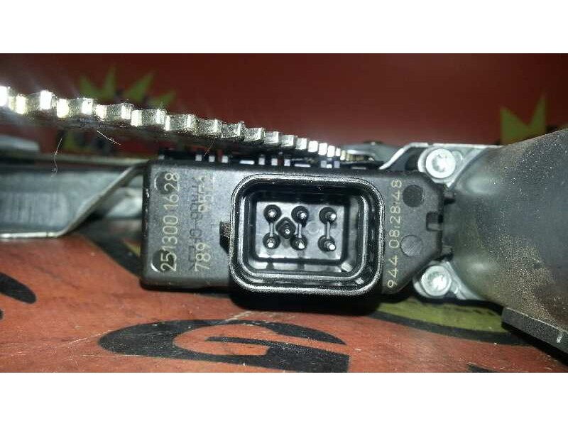 Recambio de elevalunas delantero derecho para opel astra gtc referencia OEM IAM   