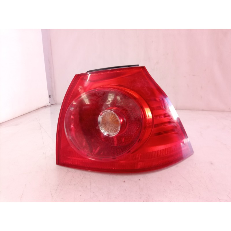 Recambio de piloto trasero derecho para volkswagen golf v berlina (1k1) conceptline (e) referencia OEM IAM 1K6945096E 1K6945096 