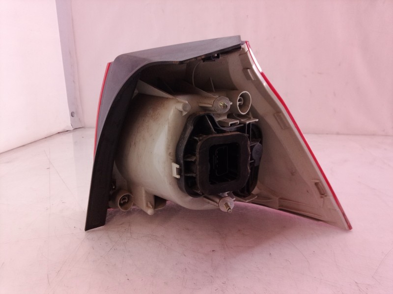 Recambio de piloto trasero izquierdo para volkswagen golf v berlina (1k1) conceptline (e) referencia OEM IAM 1K6945095E 1K694509