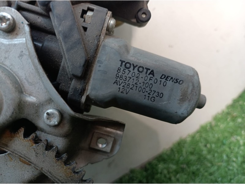 Recambio de elevalunas delantero izquierdo para toyota yaris (ksp9/scp9/nlp9) referencia OEM IAM 9837221 983712100 857020F010