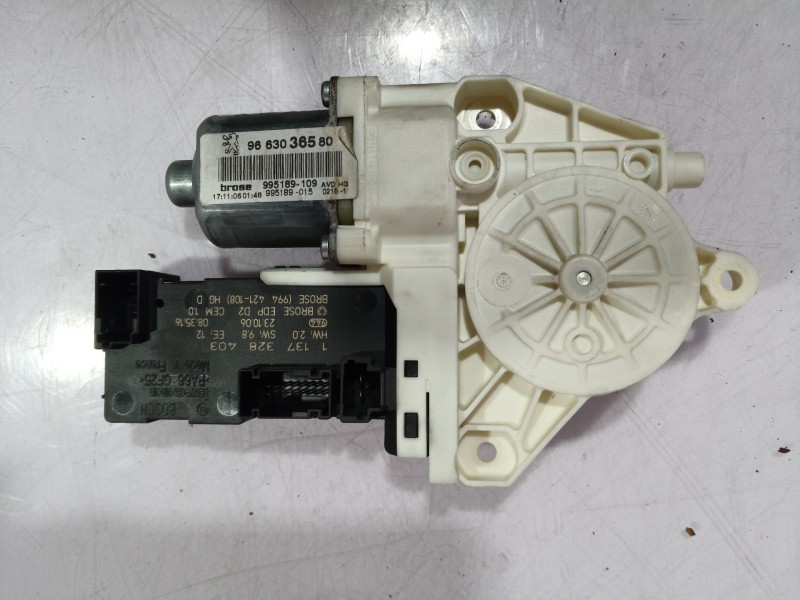 Recambio de motor elevalunas delantero derecho para peugeot 407 st confort referencia OEM IAM 9663036580 9663036580 0130822201
