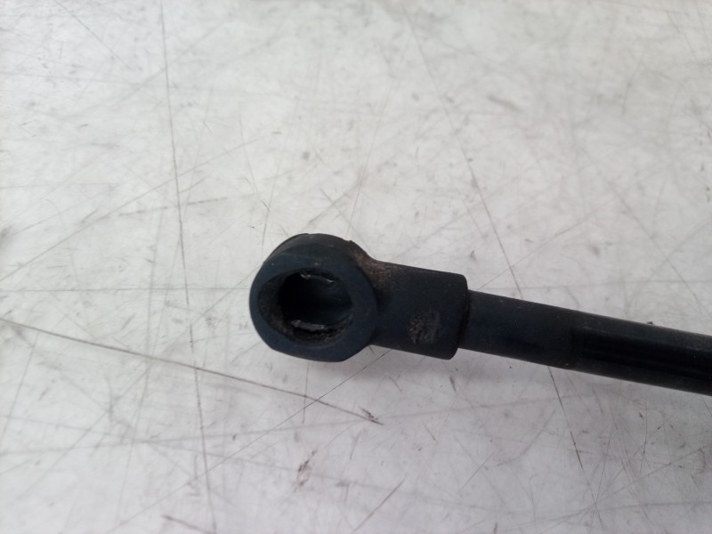 Recambio de amortiguadores capo para audi a3 (8l) 1.9 tdi ambiente referencia OEM IAM 8L0823359 8L0823359 8L0823359