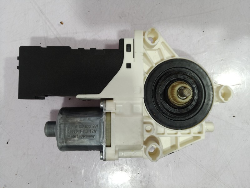 Recambio de motor elevalunas delantero derecho para peugeot 407 st confort referencia OEM IAM 9663036580 9663036580 0130822201