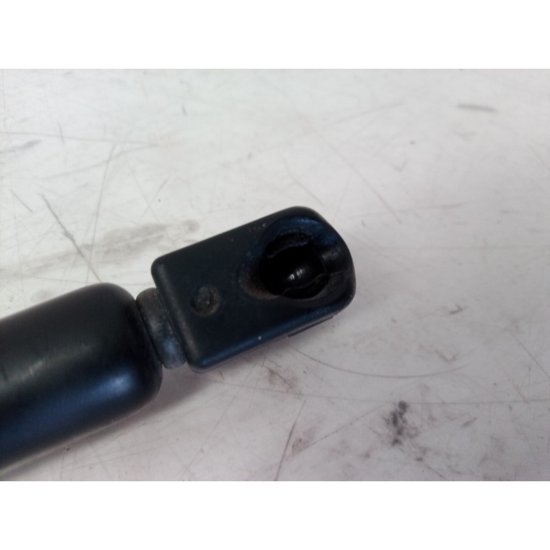 Recambio de amortiguadores capo para audi a3 (8l) 1.9 tdi ambiente referencia OEM IAM 8L0823359 8L0823359 8L0823359