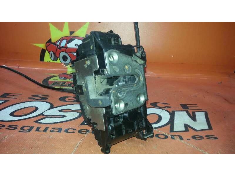 Recambio de cerradura puerta delantera derecha para renault clio iii 1.4 16v referencia OEM IAM   