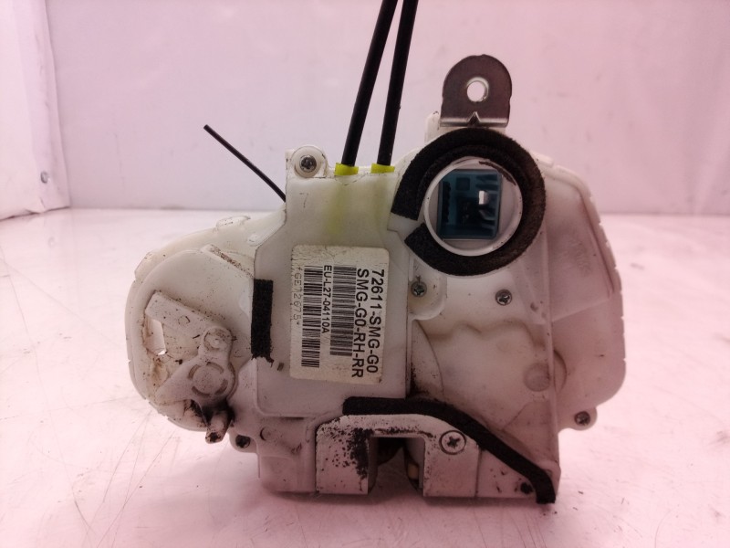 Recambio de cerradura puerta trasera derecha para honda civic berlina 5 (fk) referencia OEM IAM 72611SMGG0 72611SMGG0 72611SMGG0