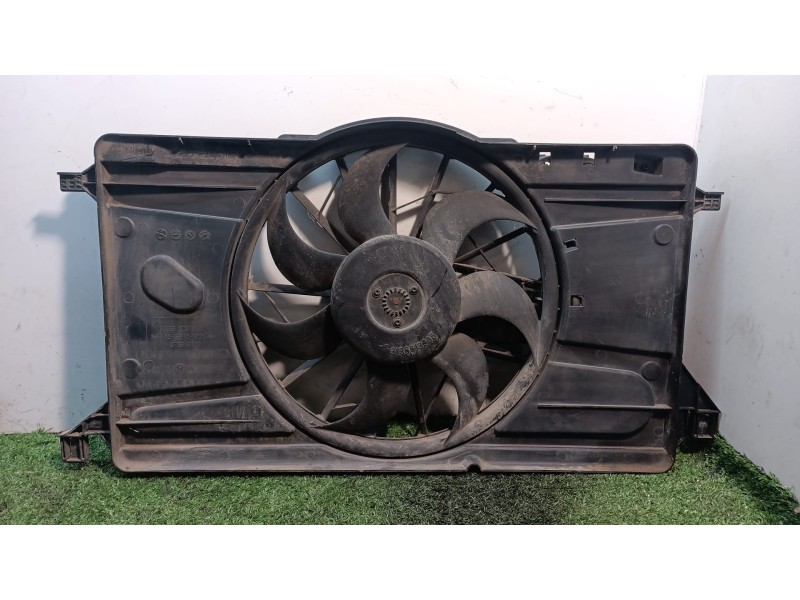 Recambio de electroventilador para ford focus berlina (cap) referencia OEM IAM 3M5H8C607UC 3136613305 1137328148