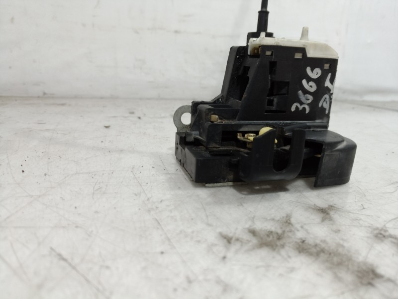 Recambio de cerradura puerta delantera izquierda para renault clio ii fase ii (b/cb0) authentique referencia OEM IAM   