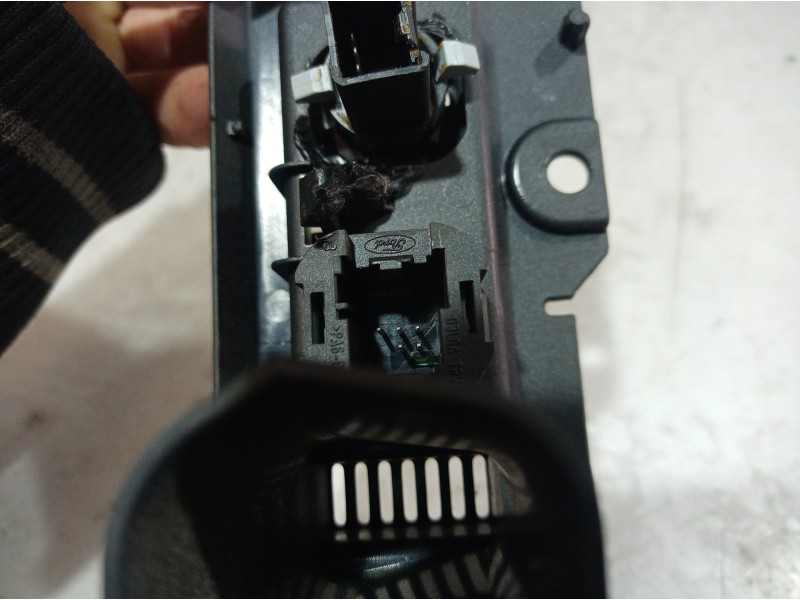 Recambio de interruptor para ford focus berlina (cap) titanium referencia OEM IAM 4M5113D734BC 4M5113D734BC 4M5113D734