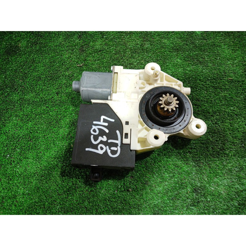 Recambio de motor elevalunas trasero derecho para ford focus berlina (cap) referencia OEM IAM A2C530988969 A2C530988969 01308222