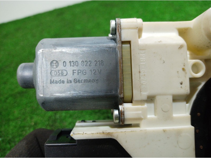 Recambio de motor elevalunas trasero derecho para ford focus berlina (cap) referencia OEM IAM A2C530988969 A2C530988969 01308222