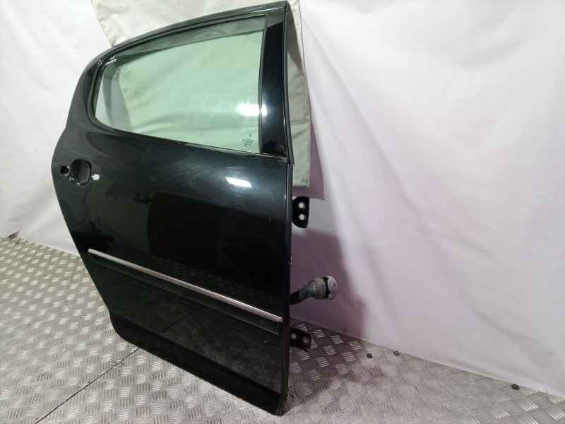Recambio de puerta trasera derecha para peugeot 407 st confort referencia OEM IAM   
