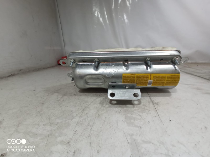Recambio de airbag delantero derecho para ford focus berlina (cap) titanium referencia OEM IAM 4M51A042B84CD 4M51A042B84CD 4M51A