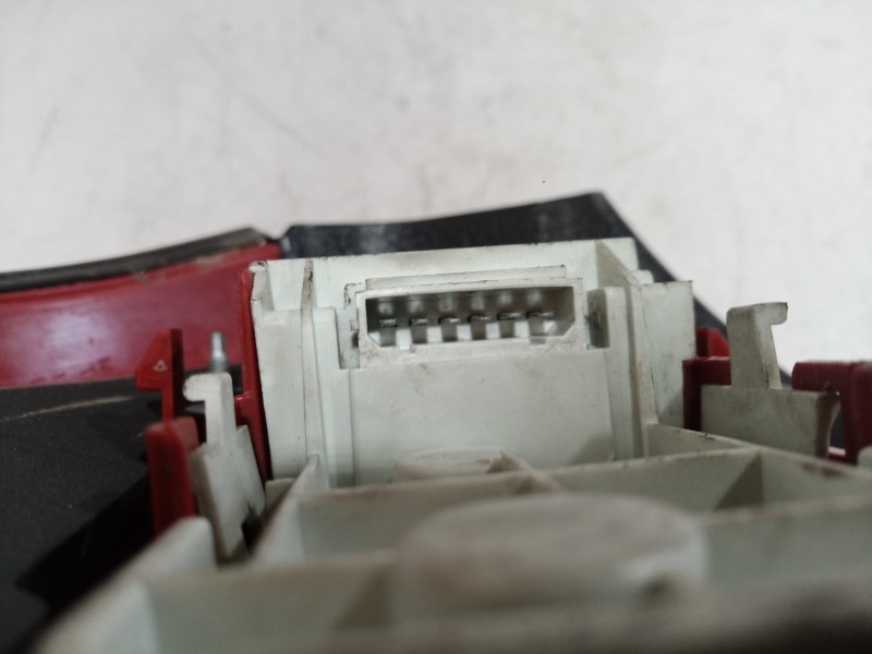 Recambio de piloto trasero derecho para audi a3 (8l) 1.9 tdi ambiente referencia OEM IAM   