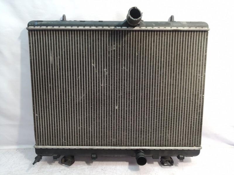 Recambio de radiador agua para peugeot 407 st confort referencia OEM IAM P9645586780 P9645586780 P9645586780