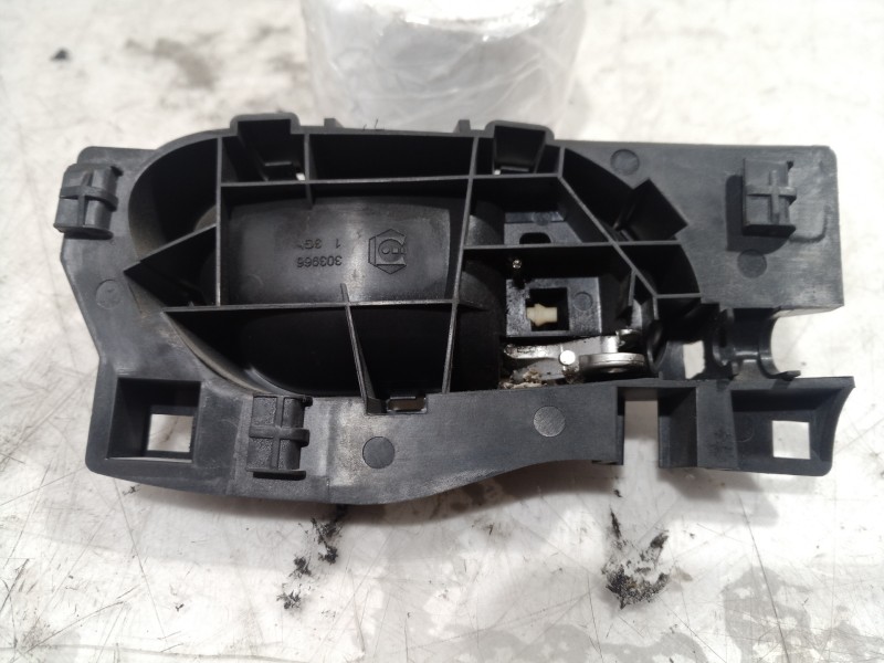 Recambio de maneta interior trasera izquierda para peugeot 207 confort referencia OEM IAM 96802456 96802456 96802456