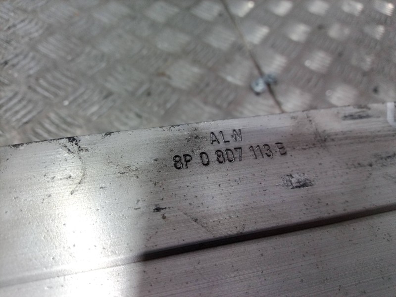 Recambio de refuerzo paragolpes delantero para audi a3 (8p) 1.6 fsi ambiente referencia OEM IAM 8P0807113 8P0807113 8P0807113