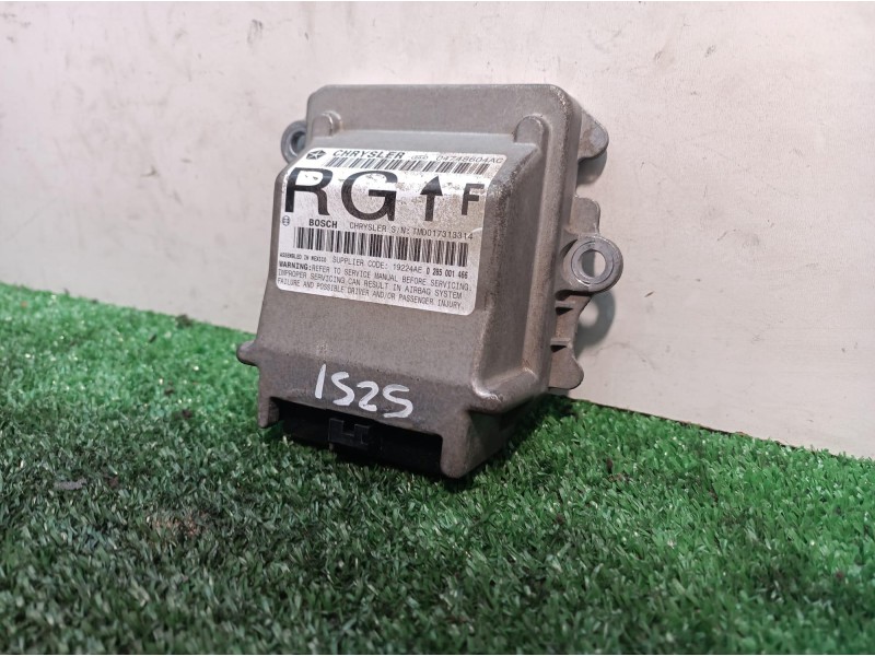 Recambio de centralita airbag para chrysler grand voyager limited referencia OEM IAM  04748604AC 04748604