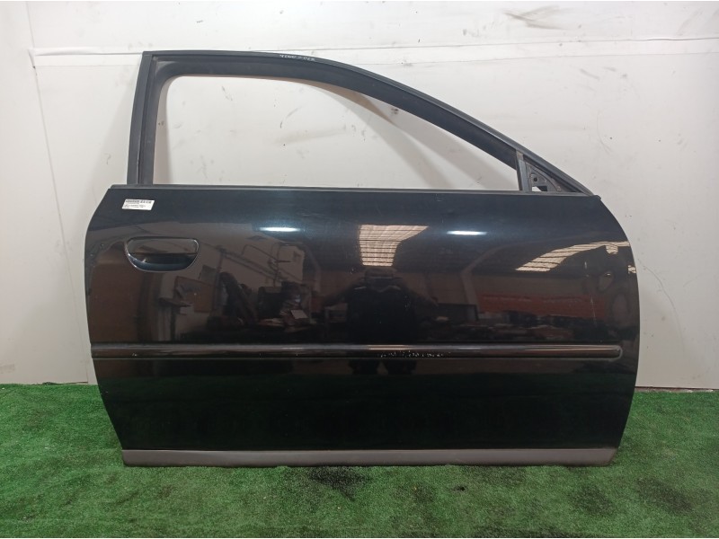 Recambio de puerta delantera derecha para audi a3 (8l) 1.9 tdi ambiente referencia OEM IAM   