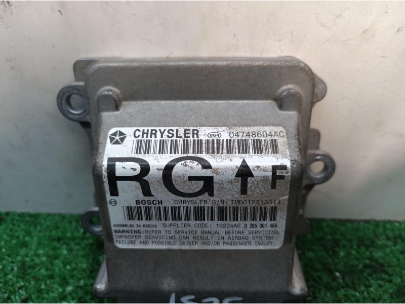 Recambio de centralita airbag para chrysler grand voyager limited referencia OEM IAM  04748604AC 04748604