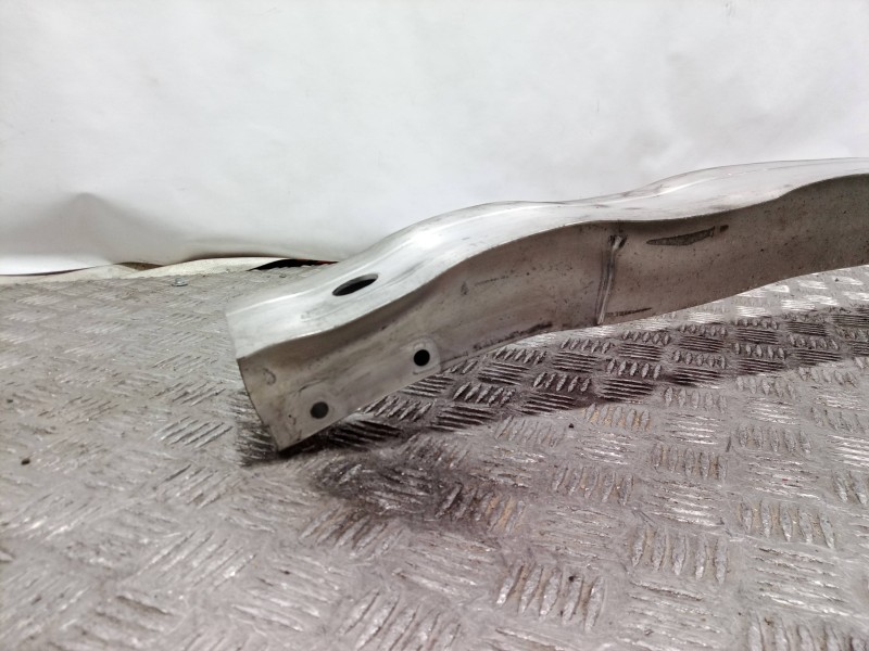 Recambio de refuerzo paragolpes delantero para audi a3 (8p) 1.6 fsi ambiente referencia OEM IAM 8P0807113 8P0807113 8P0807113