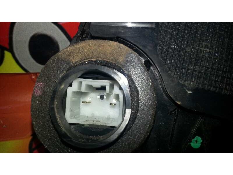 Recambio de cerradura puerta trasera derecha para toyota prius (nhw20) basis referencia OEM IAM 6905047041 6905047041 6905047041