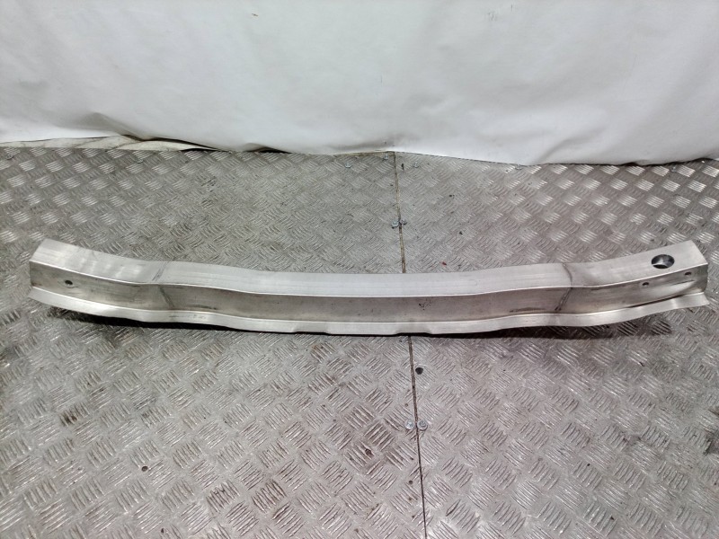 Recambio de refuerzo paragolpes delantero para audi a3 (8p) 1.6 fsi ambiente referencia OEM IAM 8P0807113 8P0807113 8P0807113