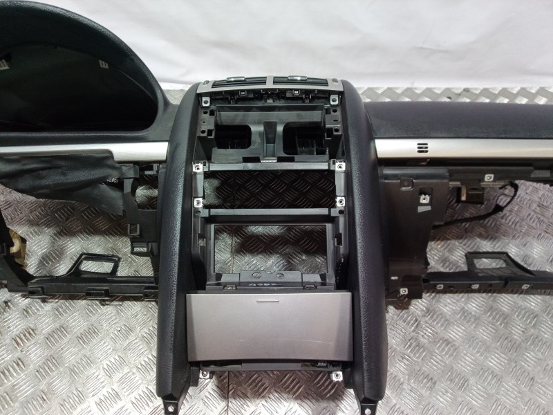 Recambio de salpicadero para peugeot 407 st confort referencia OEM IAM   