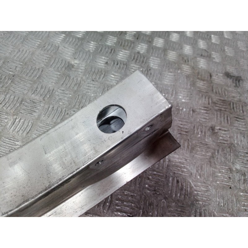 Recambio de refuerzo paragolpes delantero para audi a3 (8p) 1.6 fsi ambiente referencia OEM IAM 8P0807113 8P0807113 8P0807113